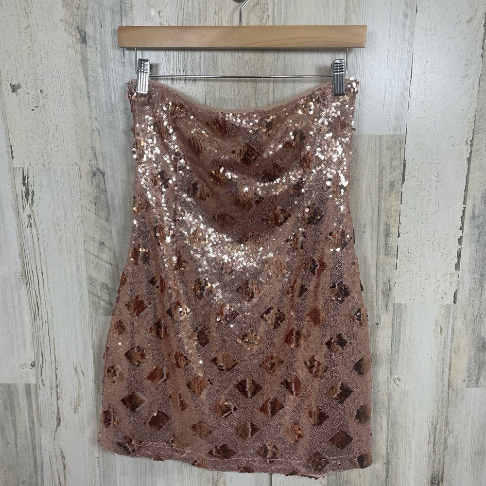 Lulus Glamorous Lifestyle Rose Gold Sequin Strapless Bodycon Dress‎ size L Party - Picture 2 of 8